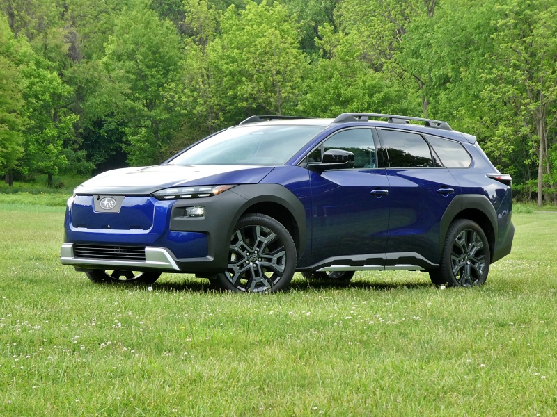 2026 Subaru Trailseeker vs. 2026 Subaru Outback Review