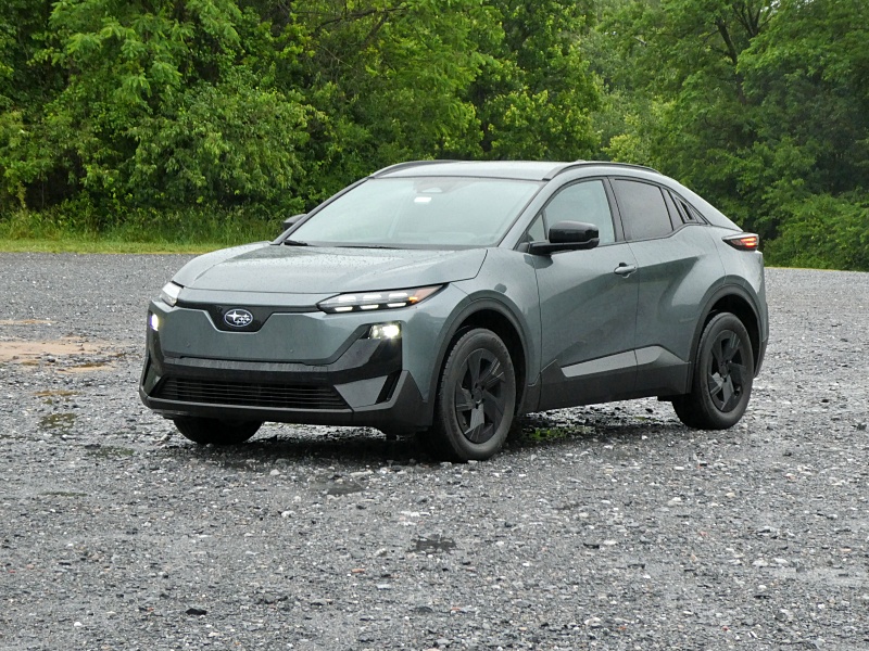 2026 Subaru Uncharted vs. 2026 Nissan Leaf Review