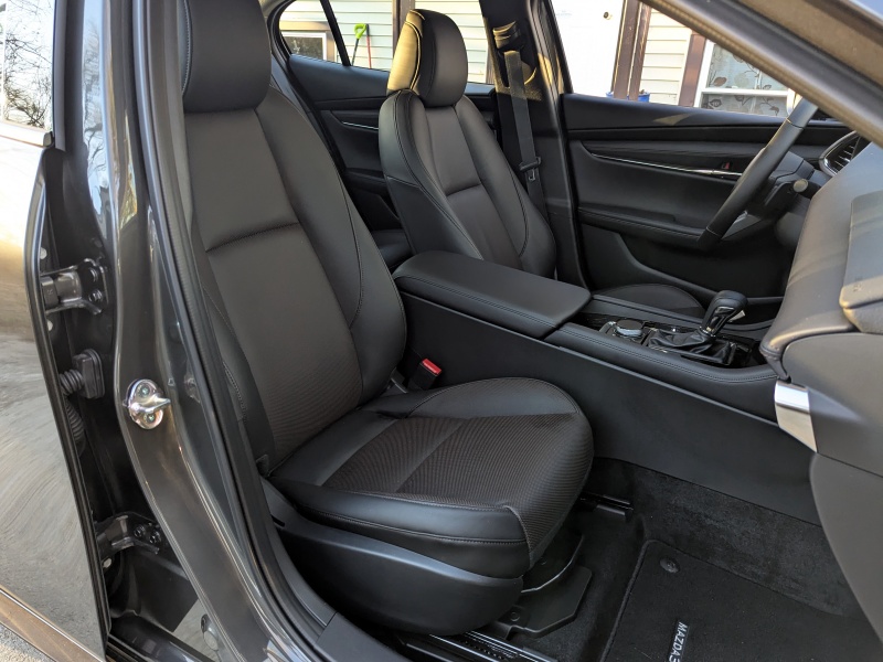 2026 Mazda3 Turbo Premium Plus sedan ・  Photo by Brady Holt