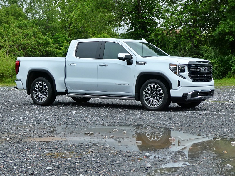 2026 GMC Sierra 1500 Denali Ultimate ・  Photo by Brady Holt