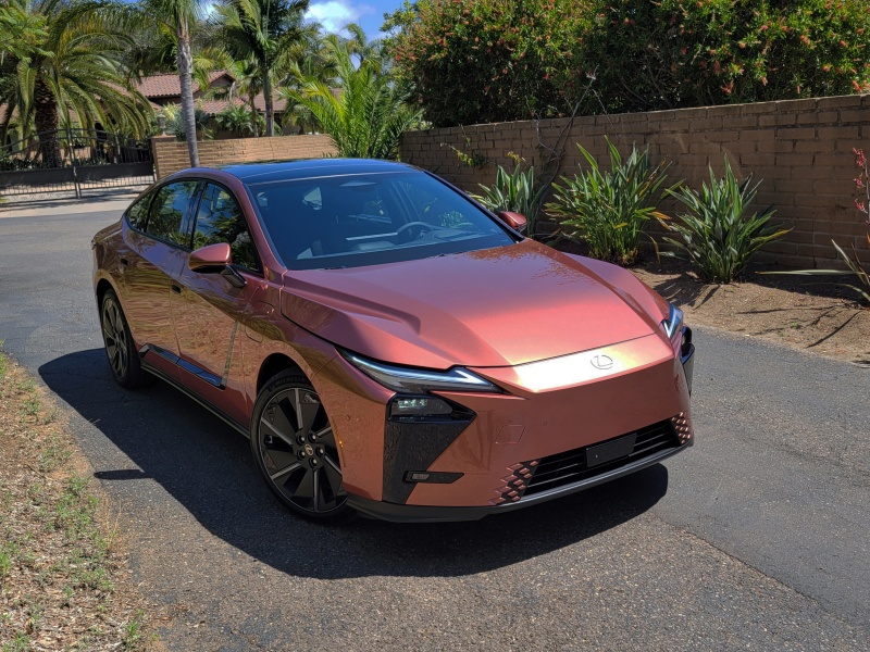 2026 Lexus ES 500e ・  Photo by Ron Sessions