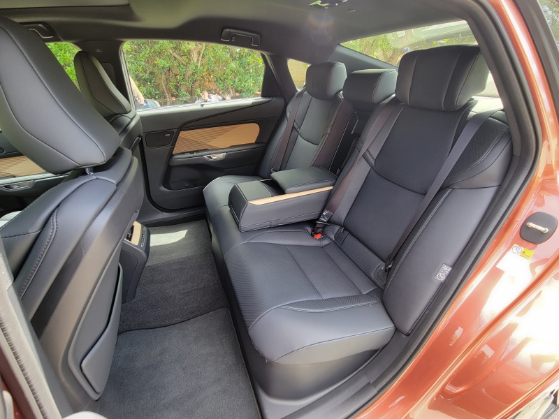 2026 Lexus ES 500e ・  Photo by Ron Sessions