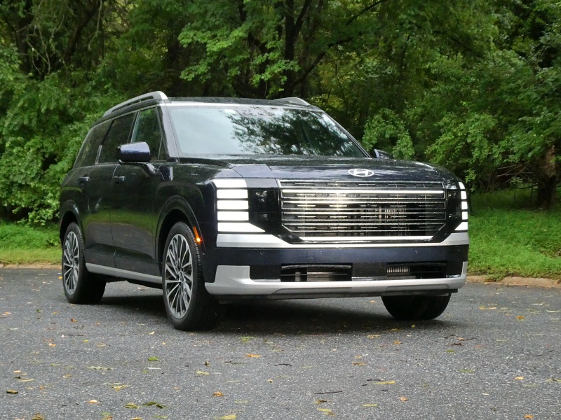 2026 Hyundai Palisade Hybrid Calligraphy ・  Photo by Brady Holt