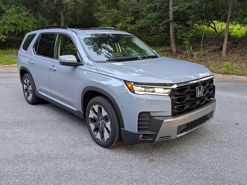 2026 Honda Pilot vs. 2026 Hyundai Palisade Review