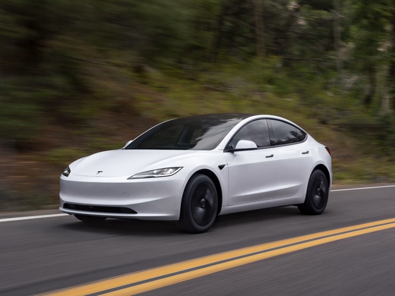 2026 Tesla Model 3 ・  Photo by Tesla