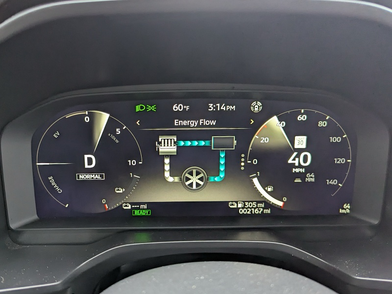 2026 Mitsubishi Outlander PHEV SEL ・  Photo by Brady Holt