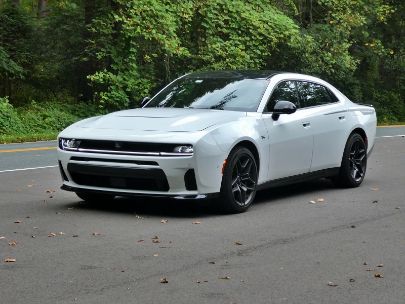 2026 Dodge Charger Sixpack R/T sedan ・  Photo by Brady Holt