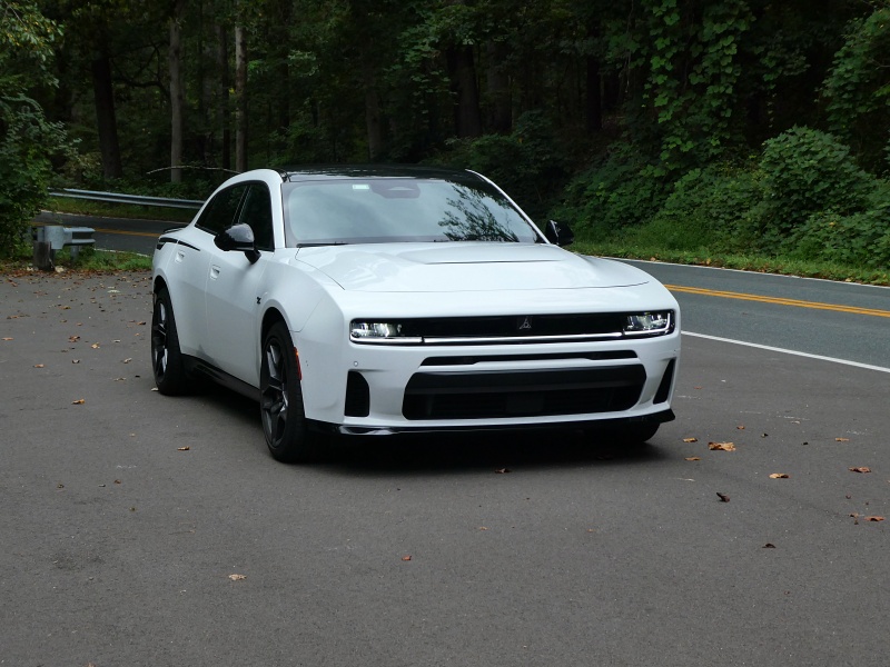 2026 Dodge Charger Sixpack R/T sedan ・  Photo by Brady Holt