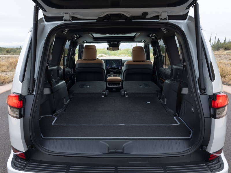 2024 Lexus GX Luxury+ ・  Photo by Lexus