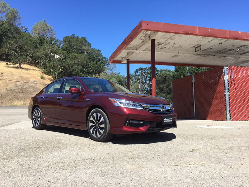 2017 Honda Accord Hybrid front angle ・  Photo by Andy Bornhop
