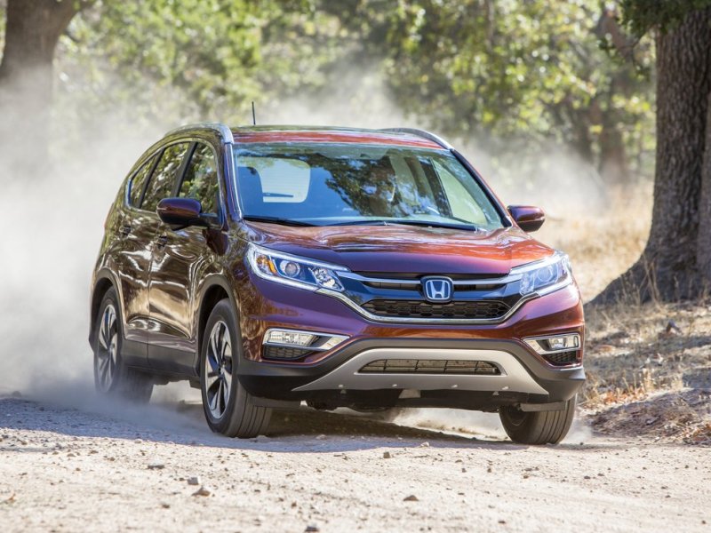 2015 honda cr-v ・  Photo by Honda 