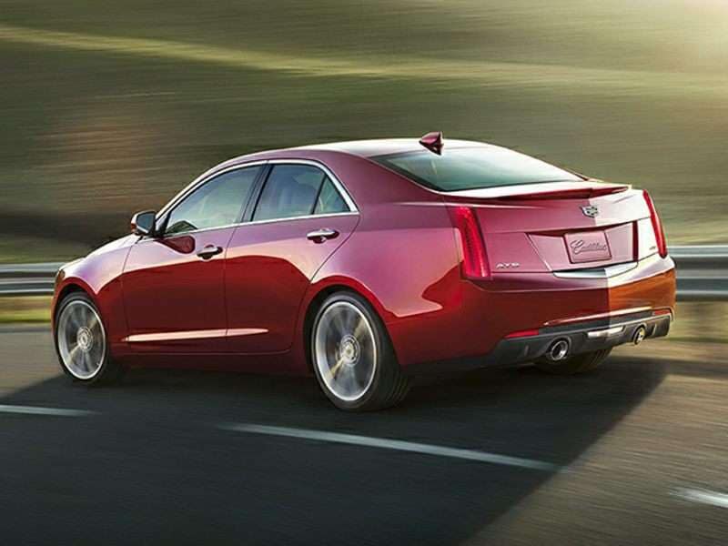 2016 Cadillac ATS 2.0T on road ・  Photo by Cadillac Media