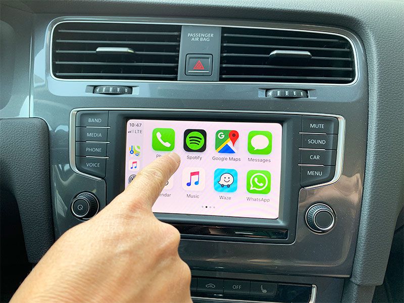 2019 Apple CarPlay update main screen light mode ・  Photo by Carrie Kim
