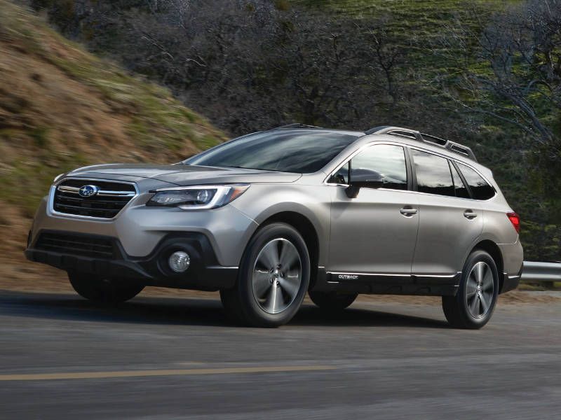 2018 Subaru Outback front quarter driving ・  Photo by Subaru 