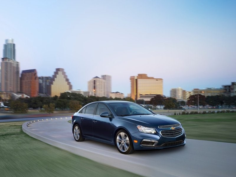 2015 Chevrolet Cruze ・  Photo by Chevrolet