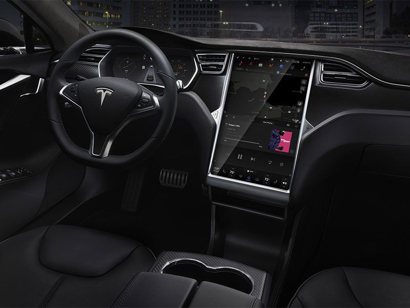  Photo by Tesla 