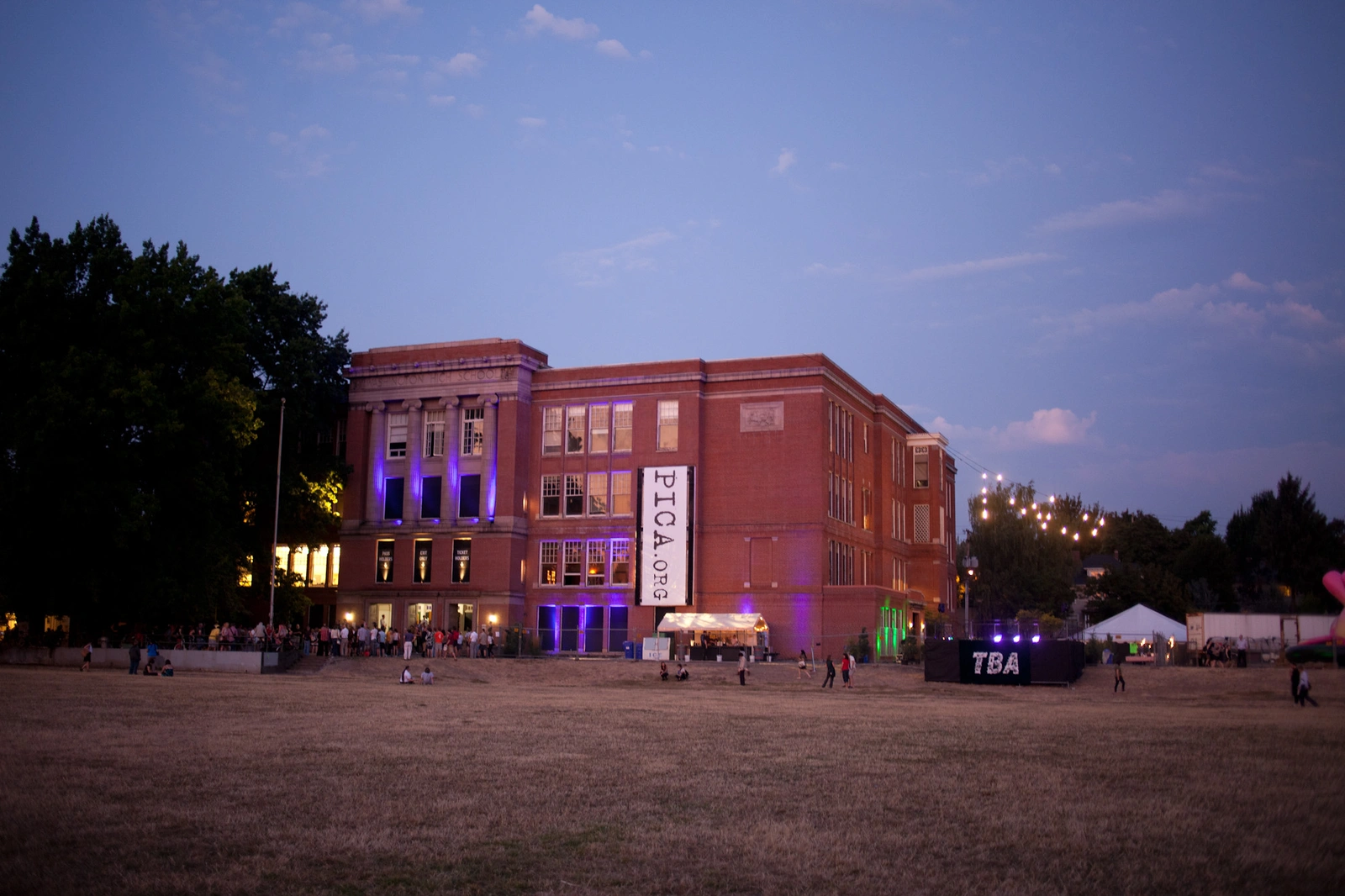 TBA:11 THE WORKS & OUTSIDE Preview