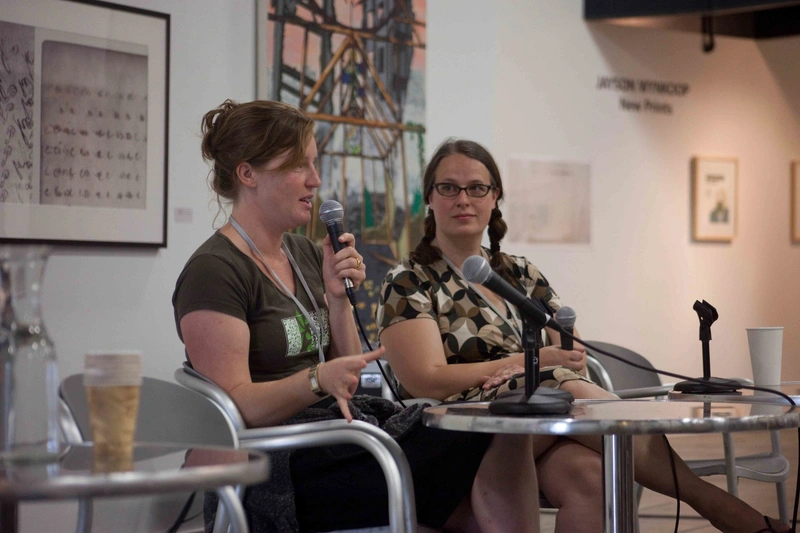 TBA:09 NOONTIME CHAT: Inside/Outside