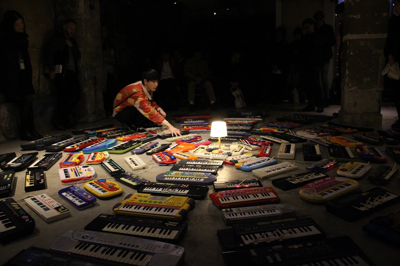 100 Keyboards