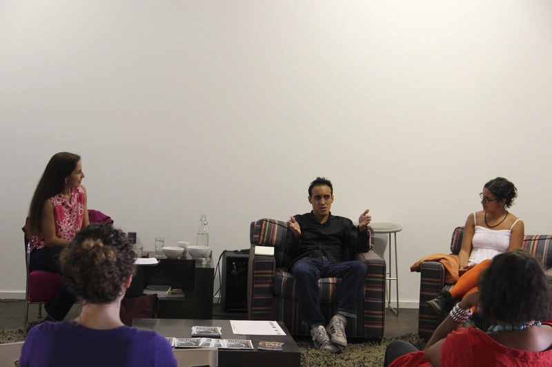 TBA:12 NOONTIME CONVERSATION: Lagartijas Tiradas al Sol