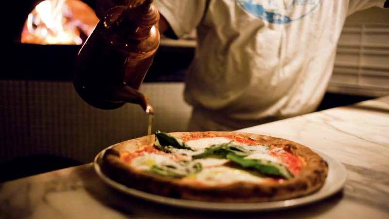 TBA:11 CLOSING NIGHT DINNER