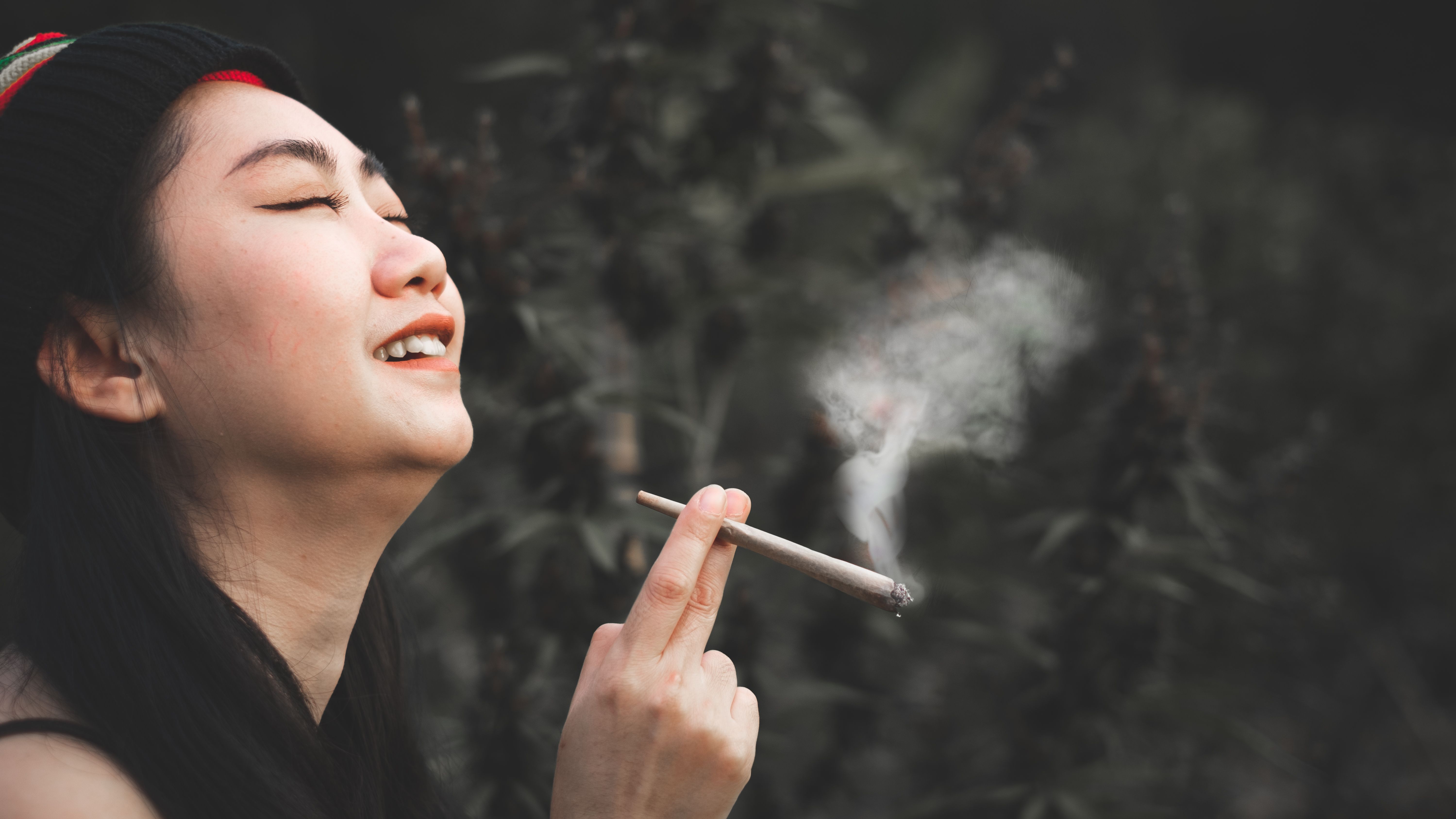 asia-woman-smoking-marijuana-2025-02-10-08-40-20-utc.jpg