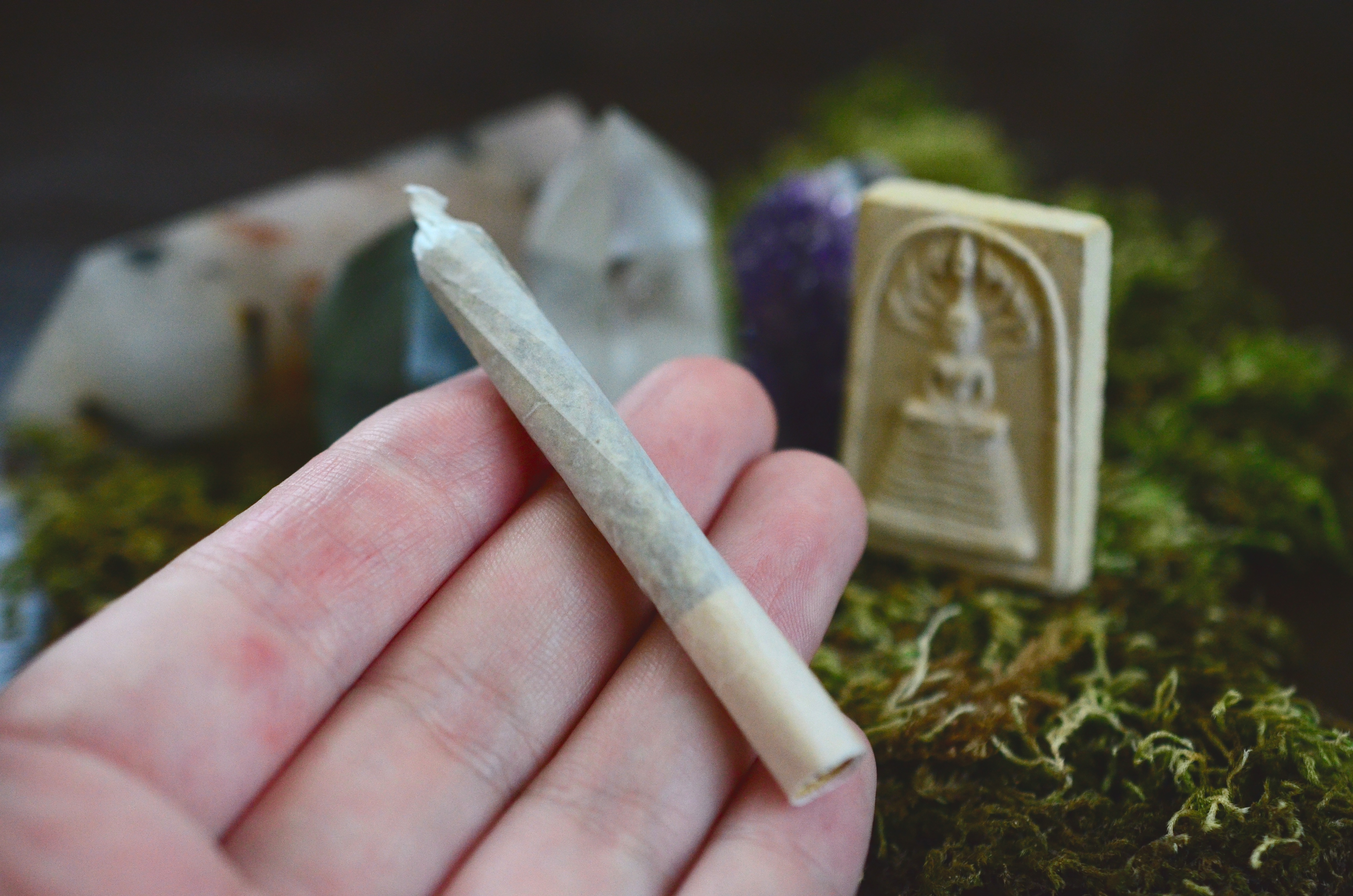 healing-crystals-and-medical-marijuana-Infused-joint.jpg