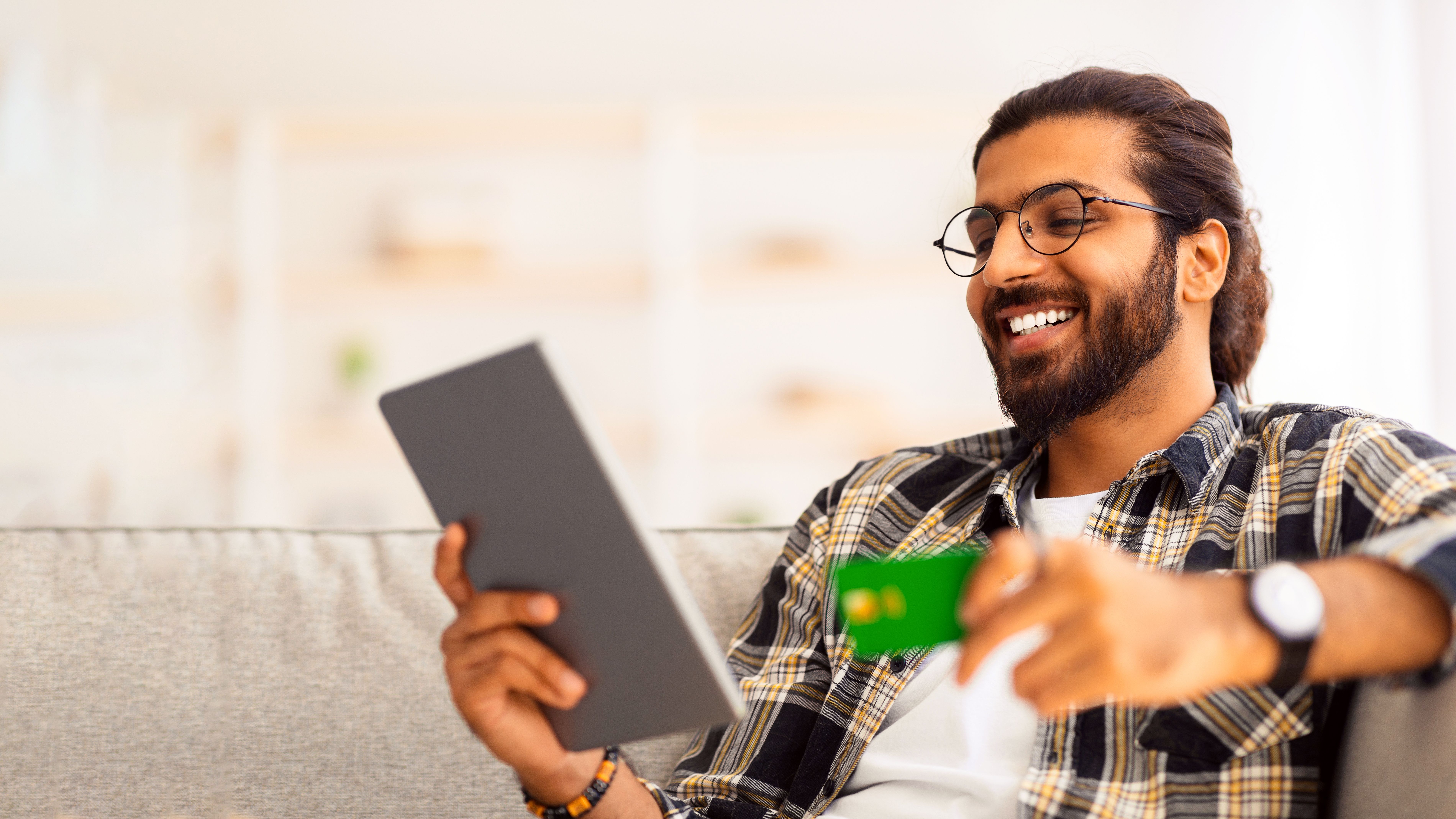 closeup-of-handsome-guy-buying-online-from-h-2025-03-18-18-56-04-utc.jpg