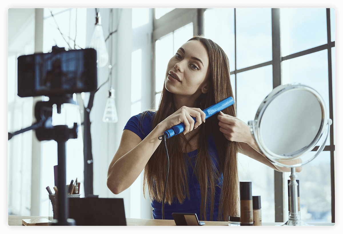 How to Use Live Streaming to Help Clients Manage Their Hair at Home