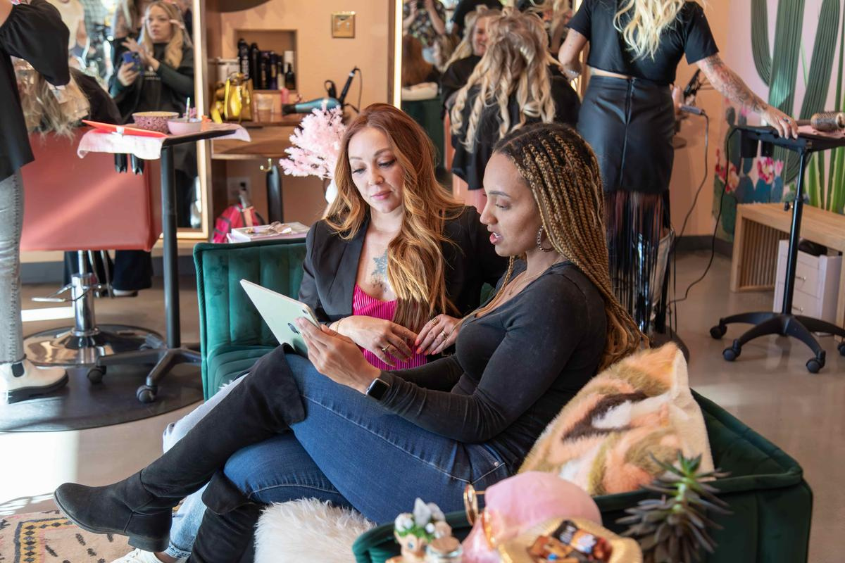 It Pays to Have Friends: Vagaro’s Referral Program 