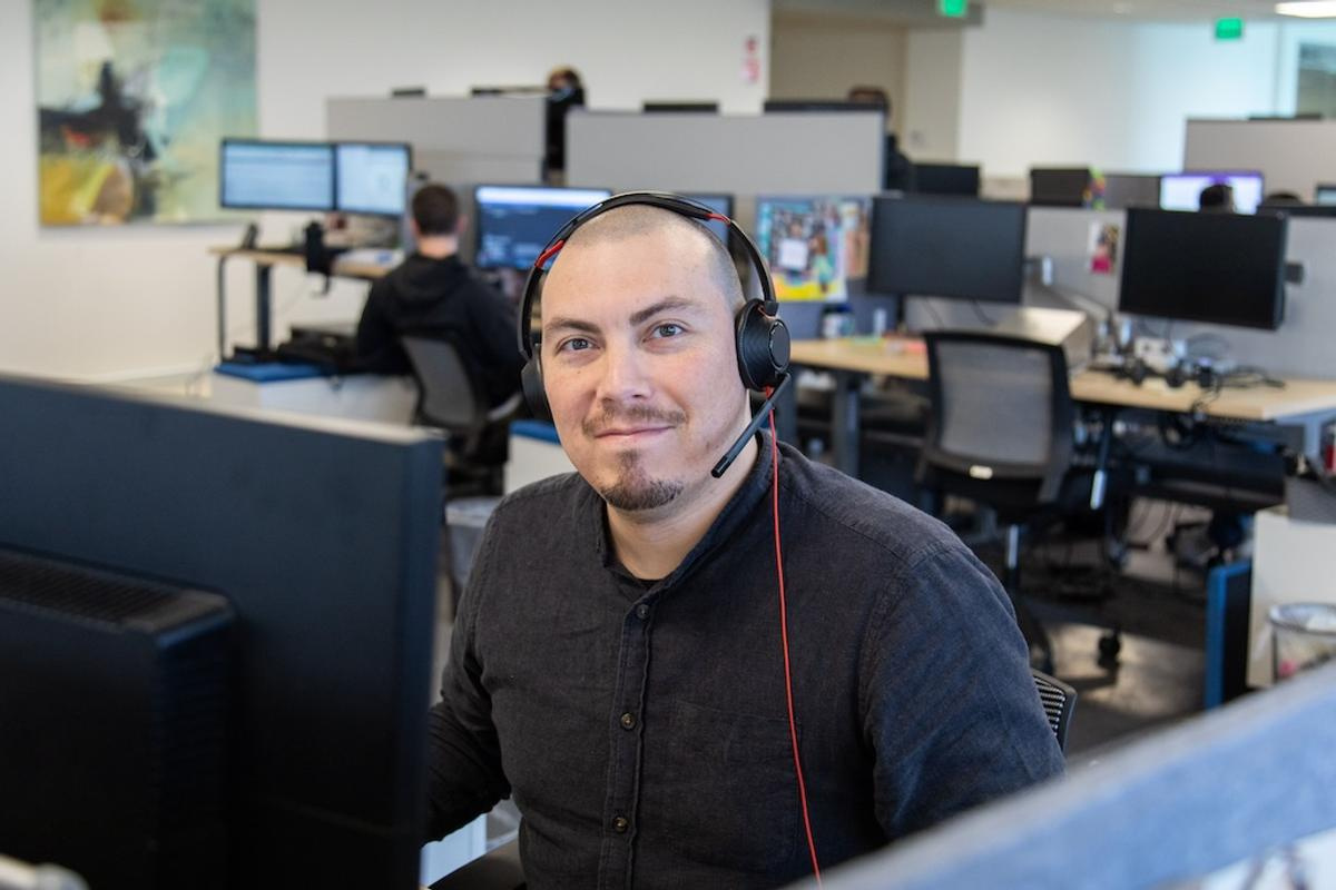006-CustomerSupportTeam-04232024.jpg