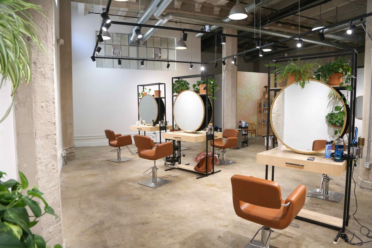 Hair Salon Profit Margins: What to Expect & How to Maximize Profits