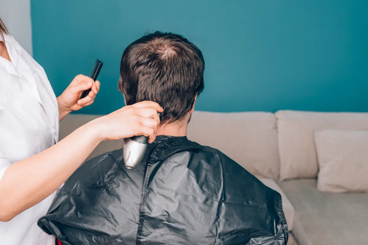 How to Provide a Great Salon Experience While Working Offsite