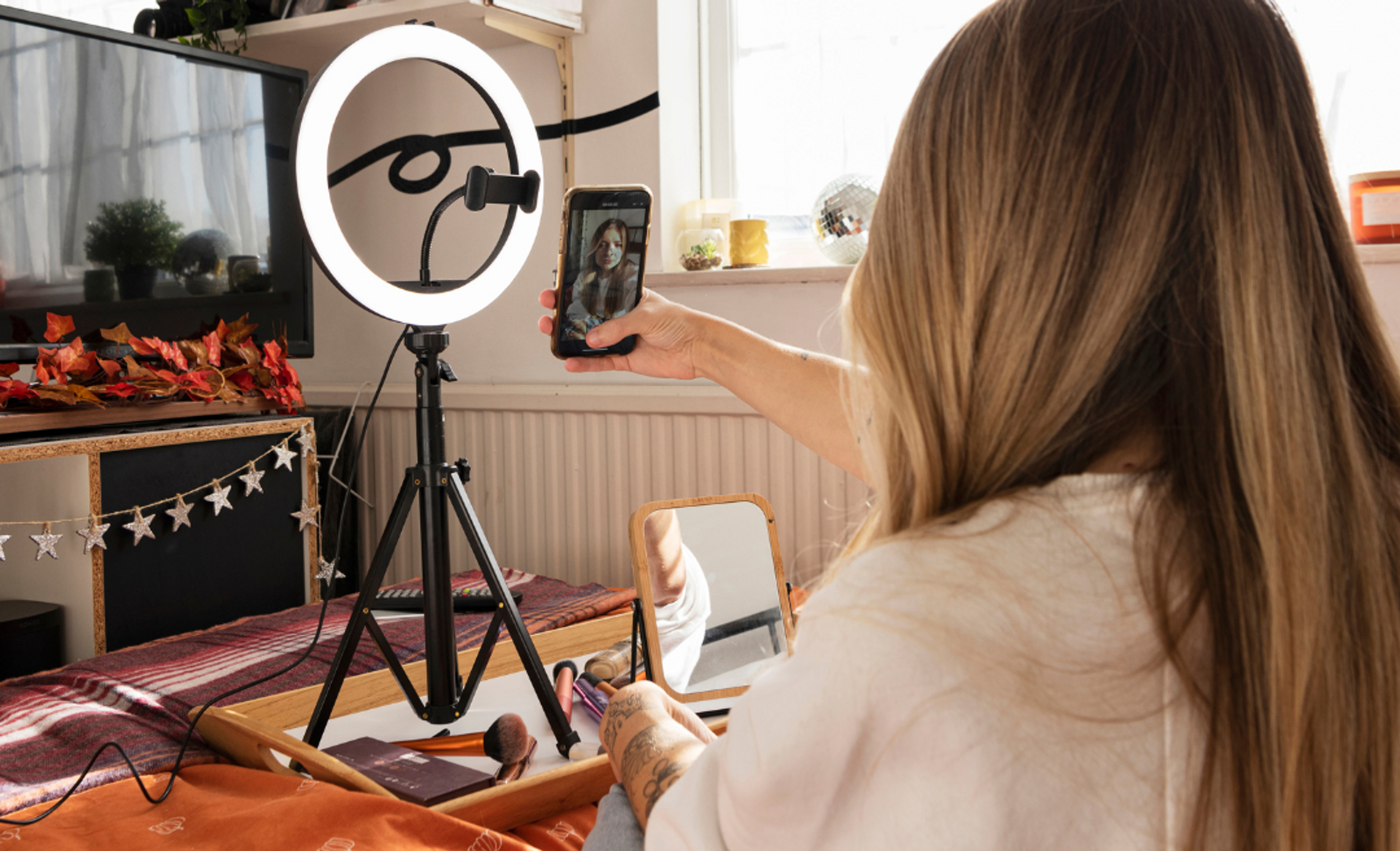 How to Navigate the Potential U.S. TikTok Ban: Effective Strategies for Staying Connected with Your Clients 