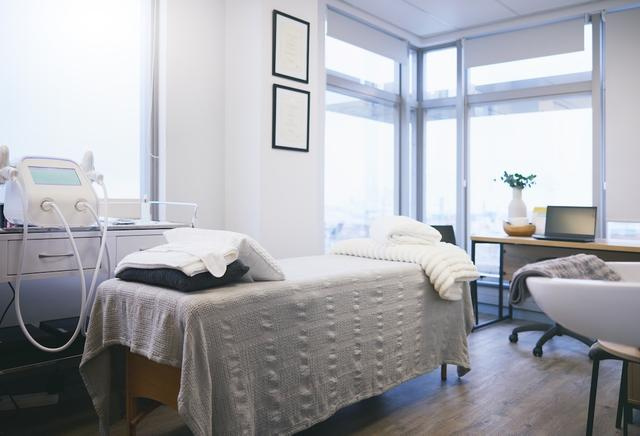 Med Spa Profit Margins: What to Expect & How to Optimize