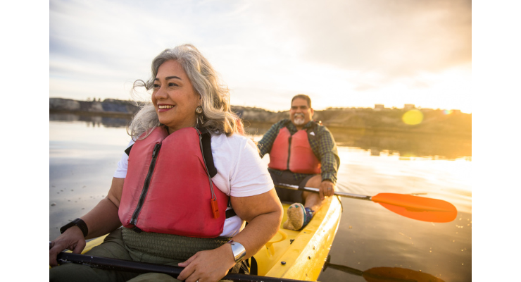 couple-kayak-wide-crop.png