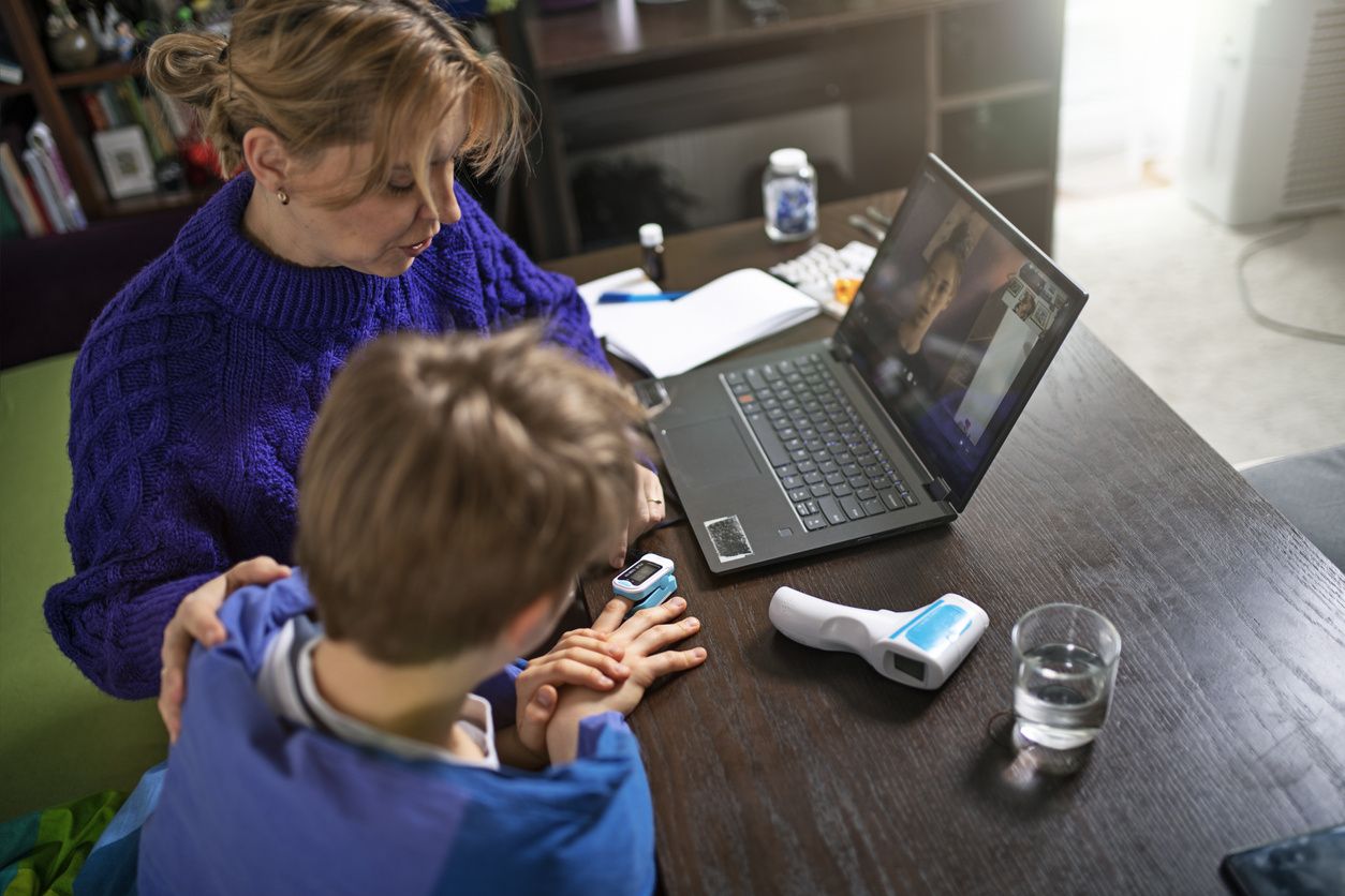 Mother and teen son ask HealthTap doctor questions
