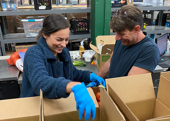 Hollywood Food Coalition EP Volunteers