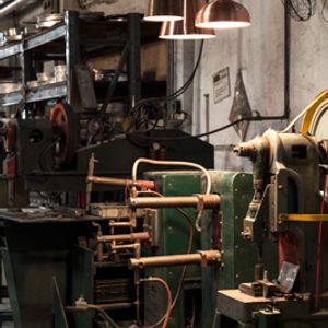 Luminárias Címbalo, Dendê e Urucum - design Oficina Bertolucci