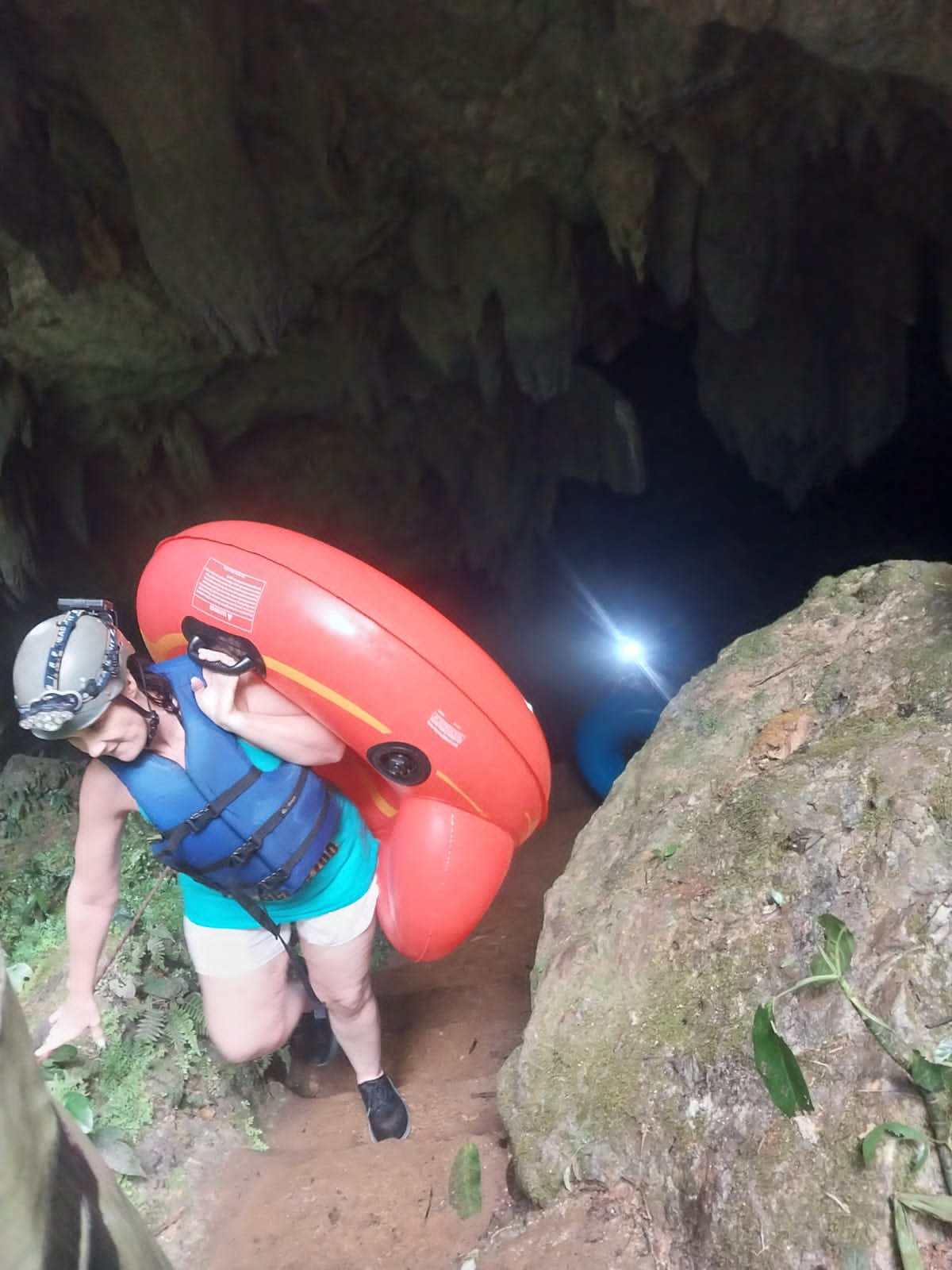 cave tubing in belize