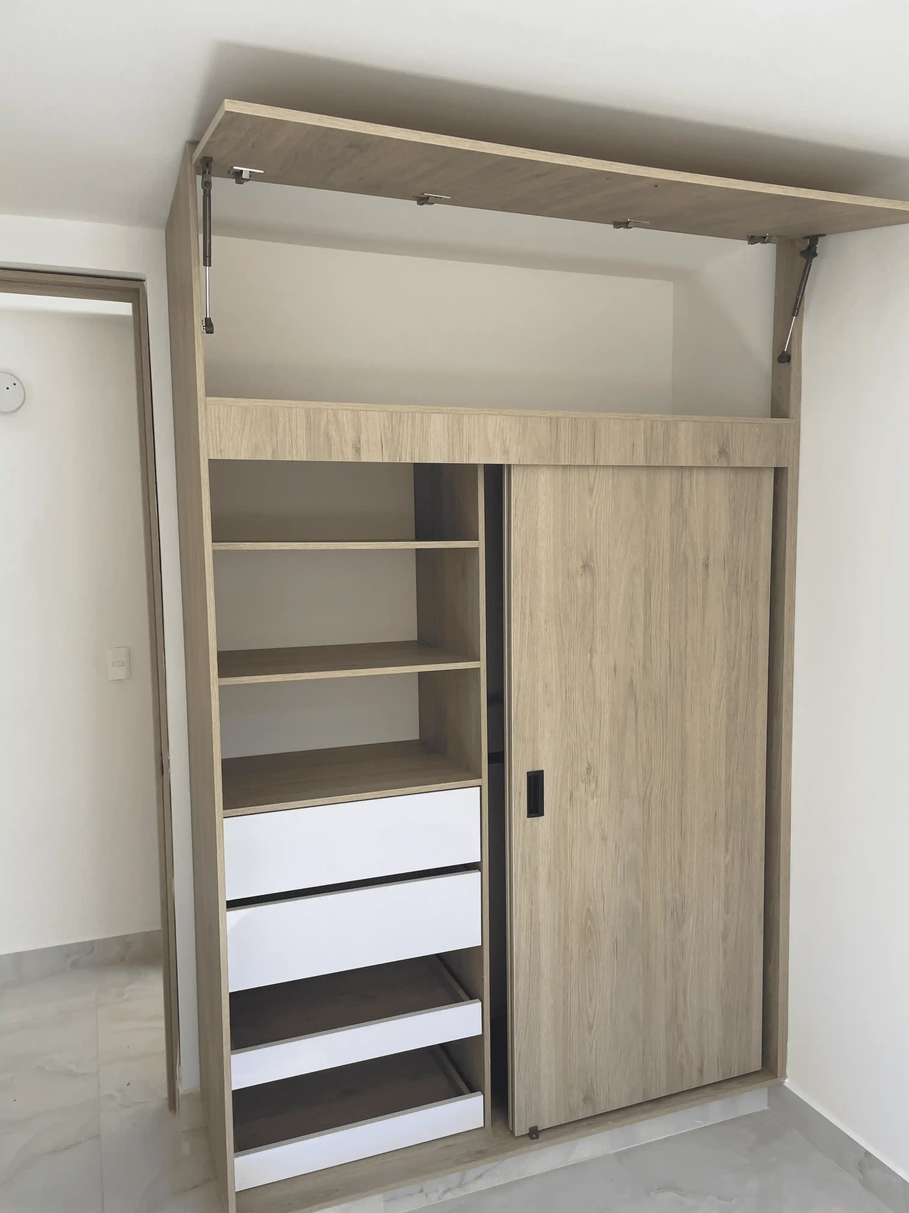 Materialización de cocina con Hygloss blanco 7 - Comfort Design Medellín