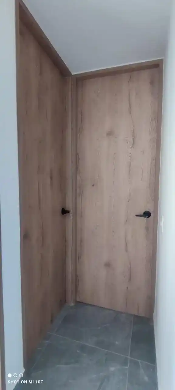 Cocina en U Moderna Color Macadamia 11 - Comfort Design Medellín