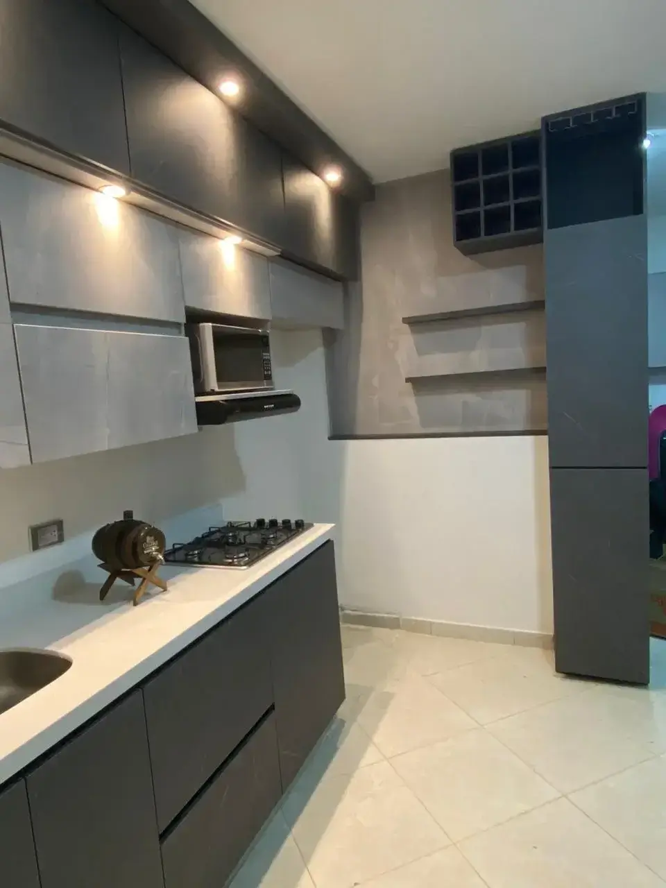 Cocina Lineal Americana con Onix 6 - Comfort Design Medellín