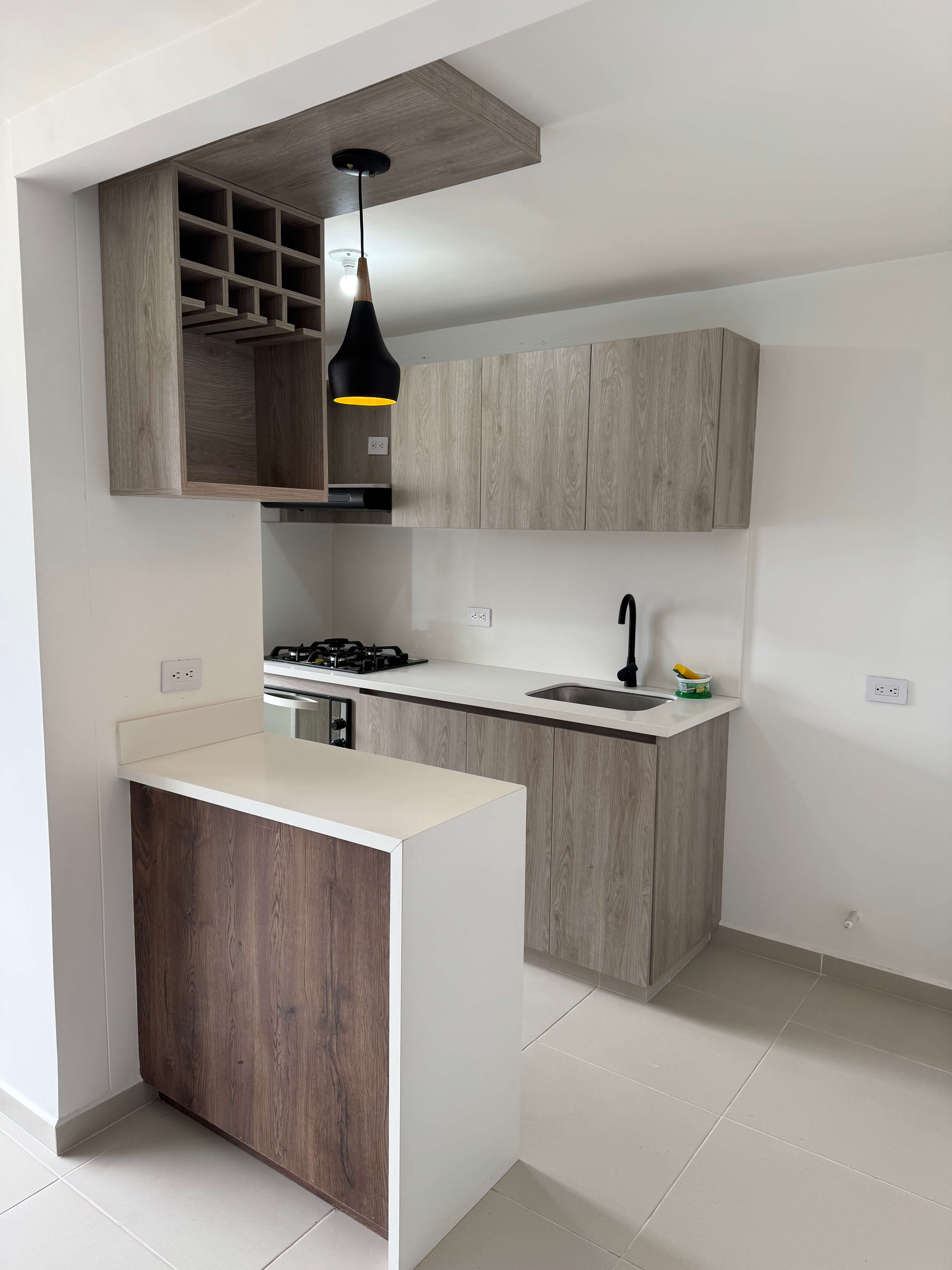 Diseño y Montaje del Centro de TV 11 - Comfort Design Medellín