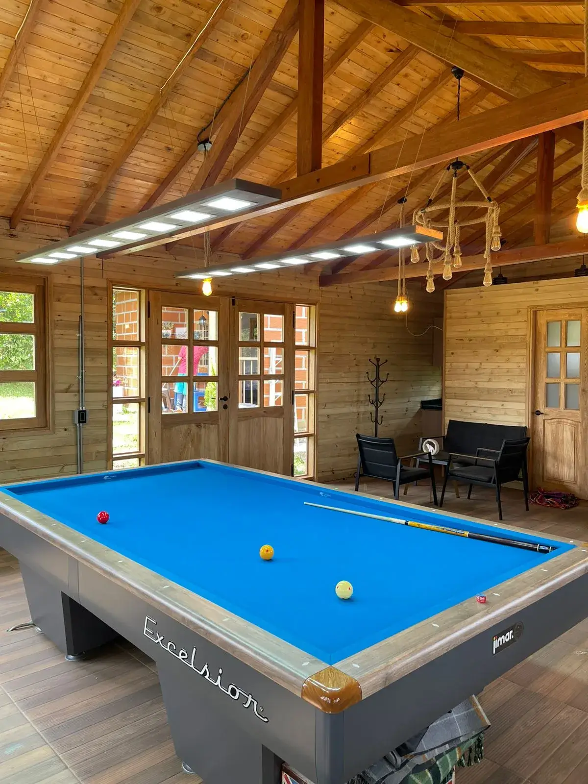 Cabaña en Madera a Medida en Guarne con Jacuzzi en Teka 8 - Comfort Design Medellín