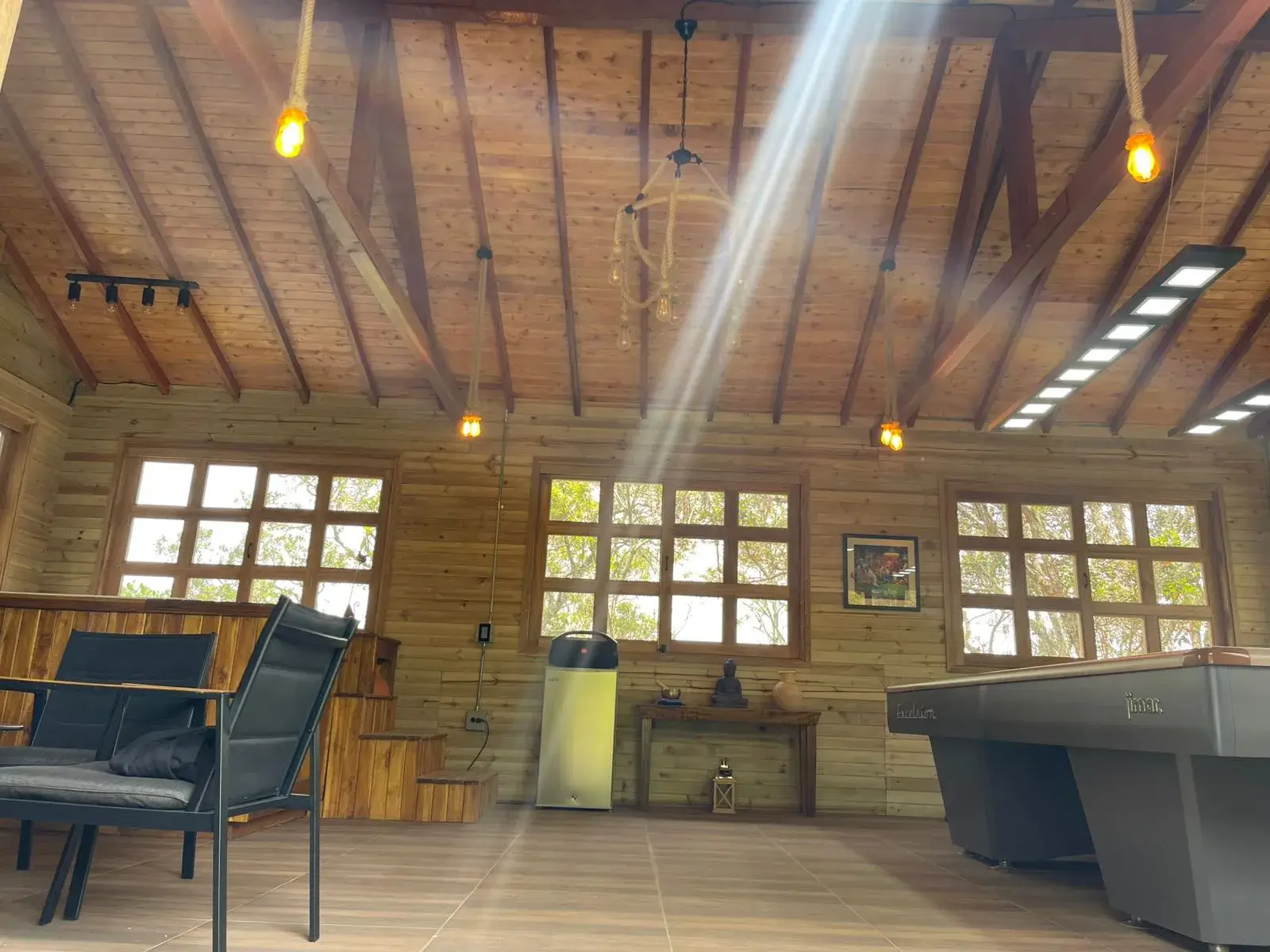 Cabaña en Madera a Medida en Guarne con Jacuzzi en Teka 10 - Comfort Design Medellín