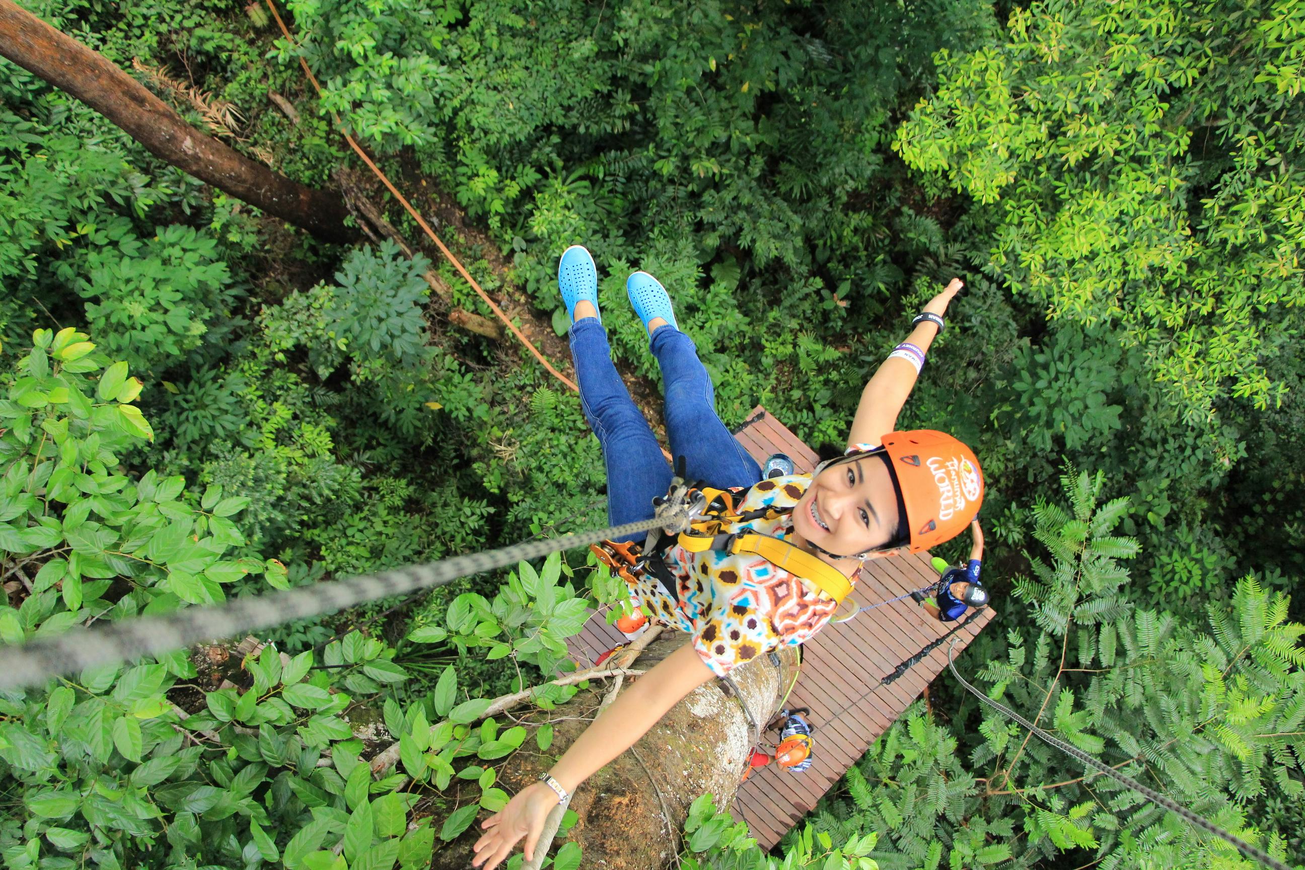 zipline in Jaguar Paw