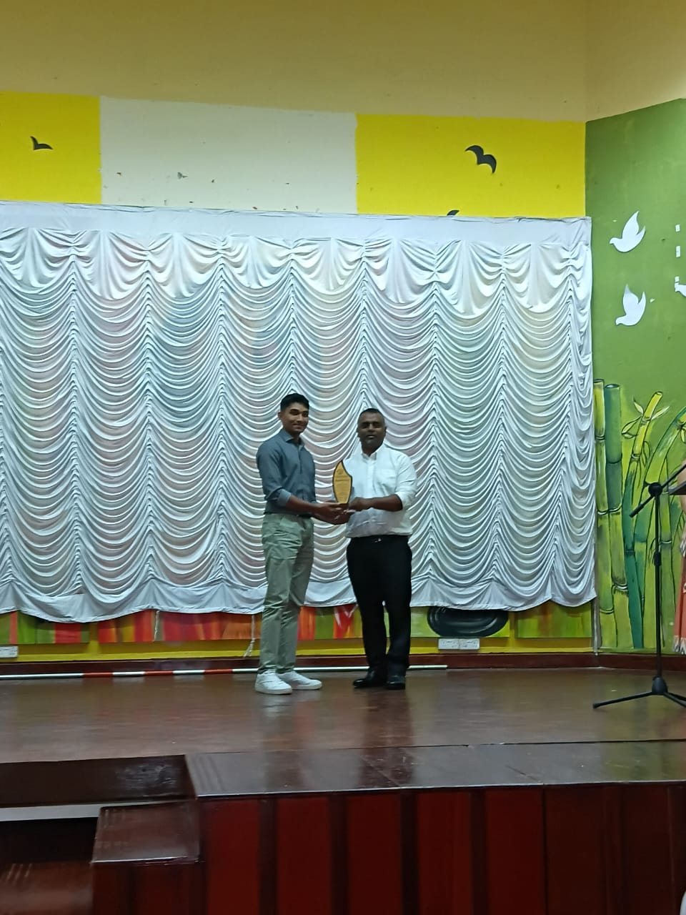 WhatsApp Image 2025-03-21 at 11.43.32_7e0cb1cf.jpg