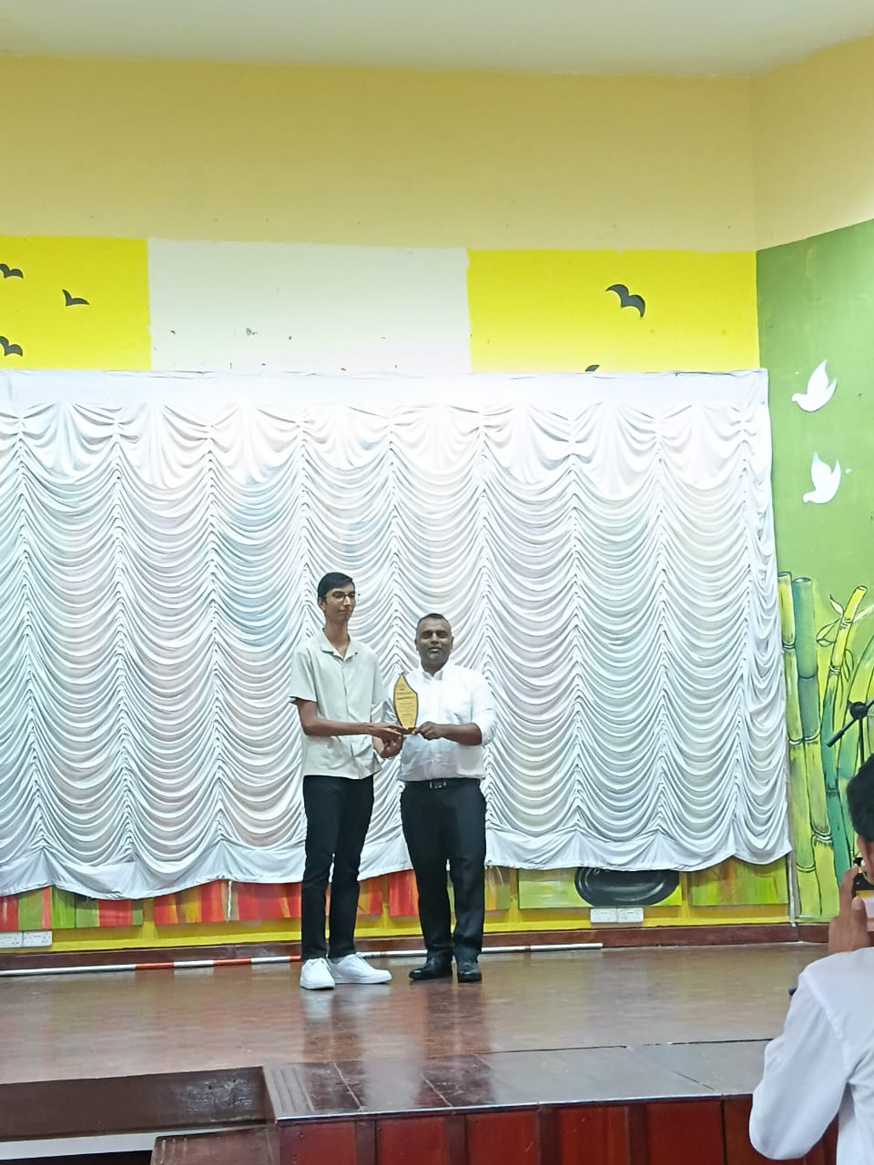 WhatsApp Image 2025-03-21 at 11.43.37_6059b67d.jpg