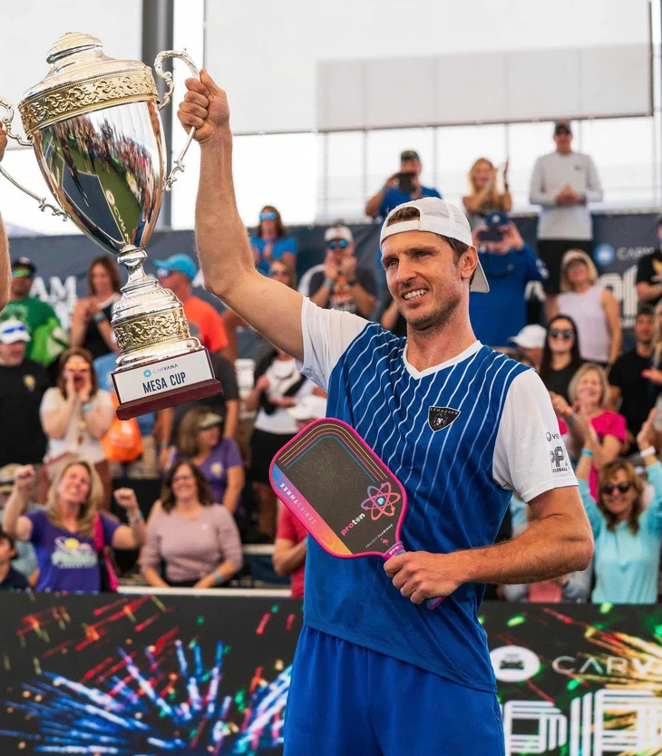 photo-1744448022083-17444480221841152643689.webp